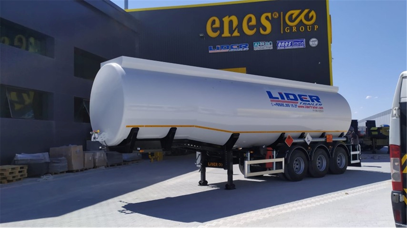 36,000 L Fuel Tanker Trailer